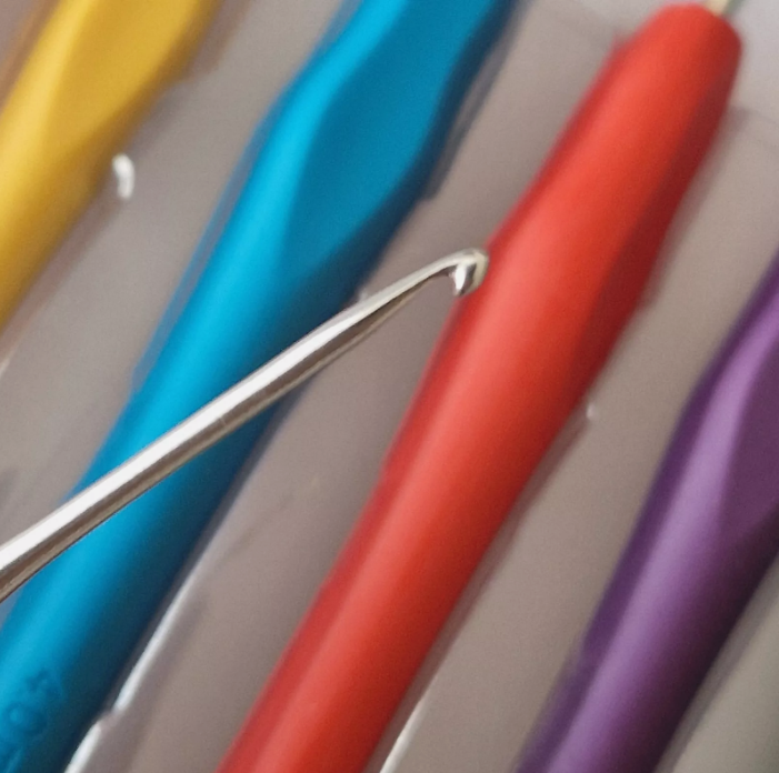 12Pcs Habicraft Crochet Hook Set Yarn Knitting Needles Sewing Multi Colour