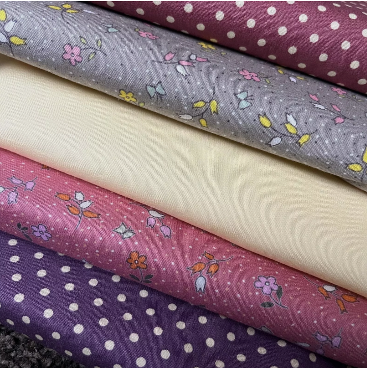 Tulip 100% Cotton Fabric Bundles Fat Quarters Squares Craft Sewing Floral Material