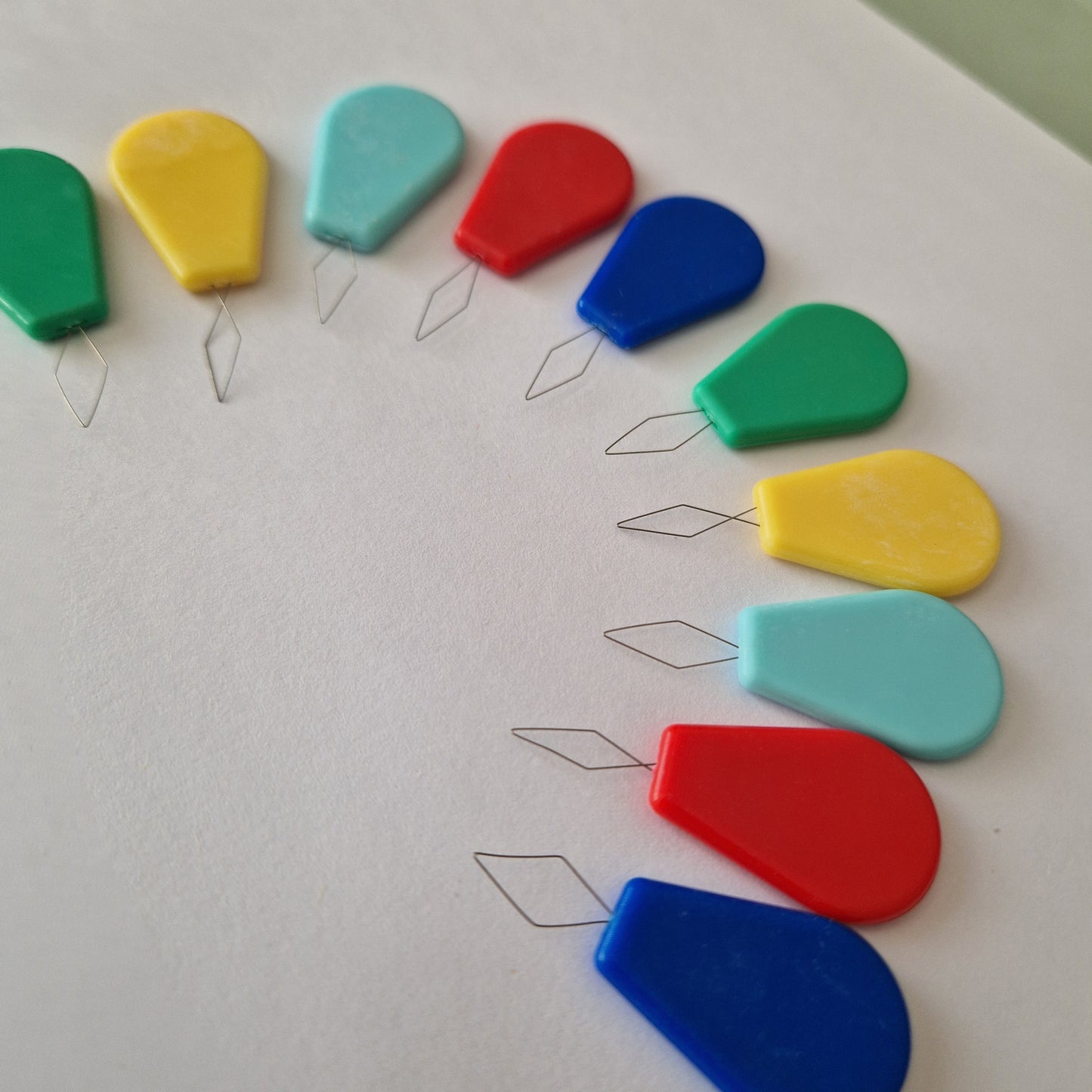 Bow Needle Threader Threaders For Hand or Sewing Machine Pack of 5 or 10 Colours