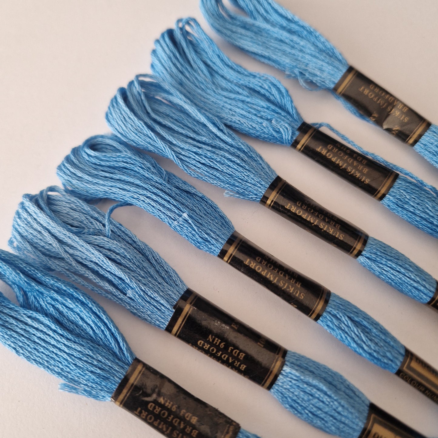 Embroidery Thread Cross Stitch Skeins Cotton Craft Sewing Coloured 6 Skeins