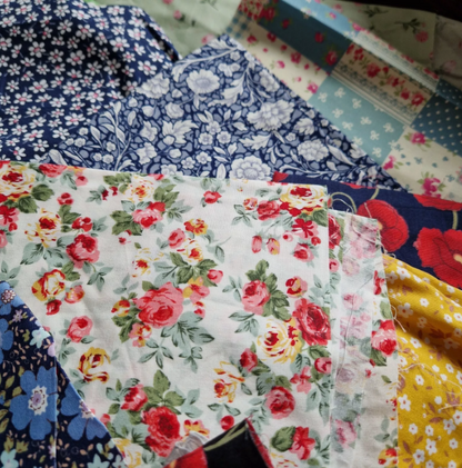 Floral 100% Cotton Fabric Off Cuts Remnants Mixed Colours Prints 200g or 500g