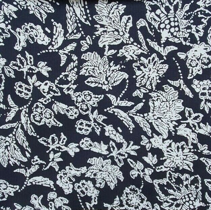 100% Viscose Fabric Leaf Floral 140cm Wide Dress Material Dressmaking Sewing