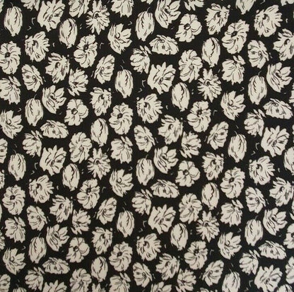 100% Viscose Fabric Small Flowers Floral Petal Dressmaking Material Crafts