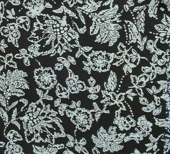 100% Viscose Fabric Leaf Floral 140cm Wide Dress Material Dressmaking Sewing