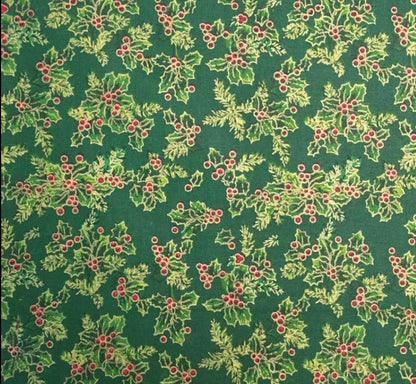 Holly 100% Cotton Christmas Fabric Xmas Sewing Craft Red Green Material